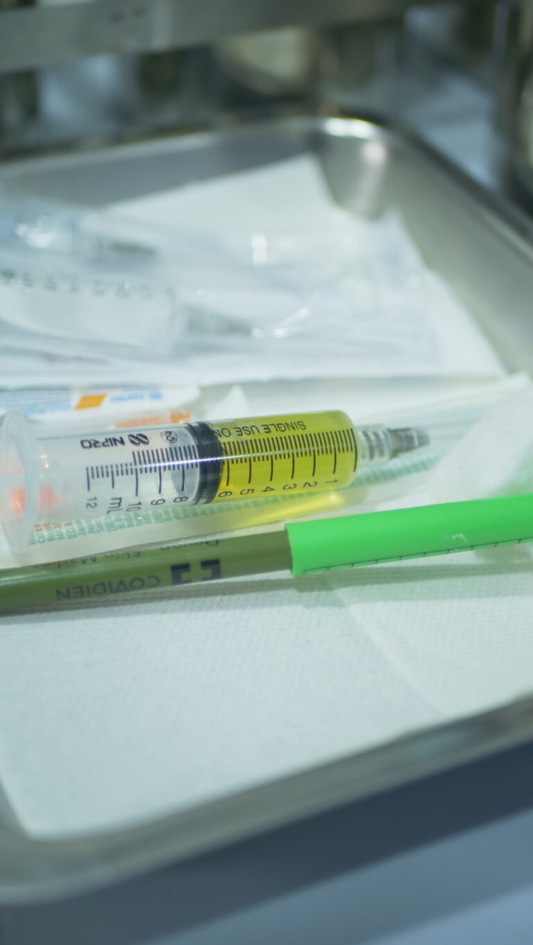 Ácido hialurónico: El «lubricante» natural para tus rodillas desgastadas